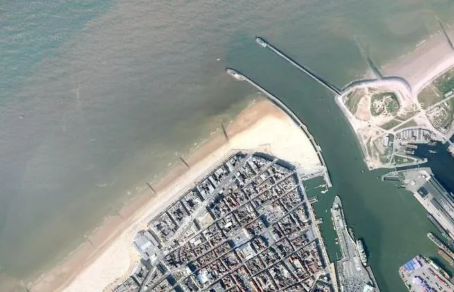 Residentie Commodore Apartment Ostend