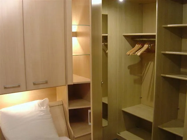 Residentie Commodore Apartment Ostend